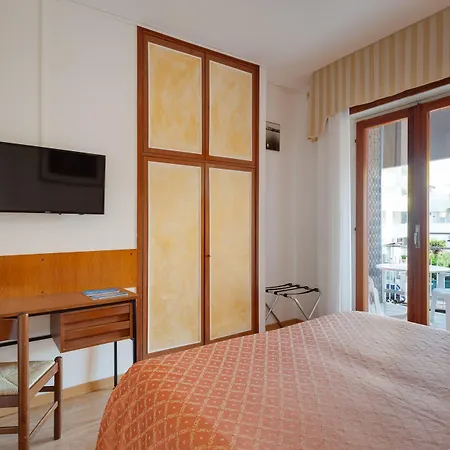 Hotel Helvetia 3*