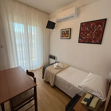 Hotel Helvetia 3*