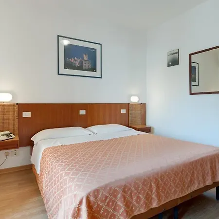 Helvetia Hotell 3*