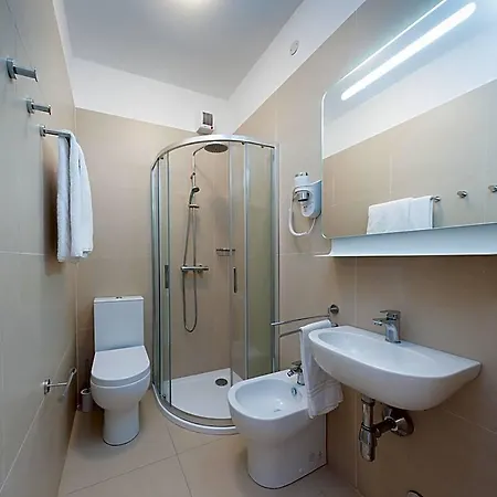 Hotell Helvetia 3*