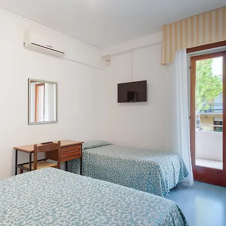 Helvetia Hotel 3*